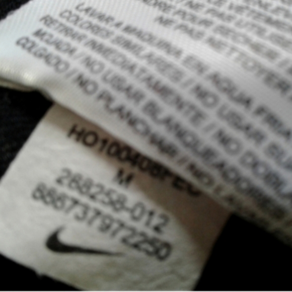 Nike Plus+ Fit Dry Long Sleeve Black 1/4 Zip Running Golf Shirt sz M sweatshirt - Picture 6 of 6